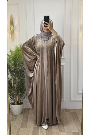 قفطان نسائي شتوي للموسم الجديد فضفاض، انيق ومريح، موديل M 4464 - بيج (خدمة الدفع عند الباب - القياسات المتوفرة 1,2)