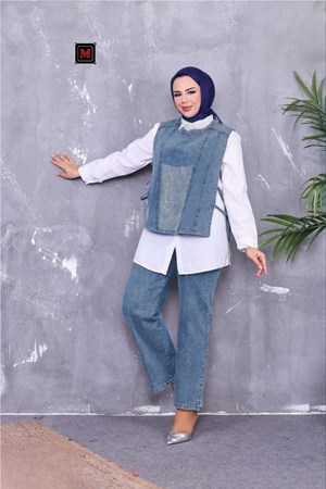 طقم جينز ٣ قطع (خدمة الدفع عند الباب)
