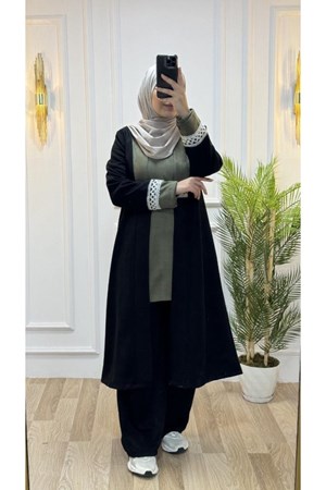 طقم محجبات ثلاثي القطع أنيق ومريح، يضم كيمونو طويل، بلوزة، وبنطال واسع موديل m8056 - اسود (خدمة الدفع عند الباب - القياسات المتوفرة 1,2,3,4,6)