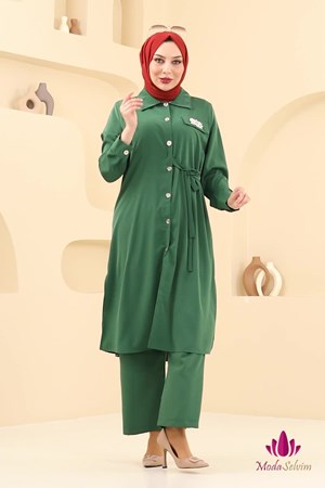 طقم أخضر (خدمة الدفع عند الباب - القياسات المتوفرة 38,40,42,44,46,48,50,52) الدفع بعد الاستلام